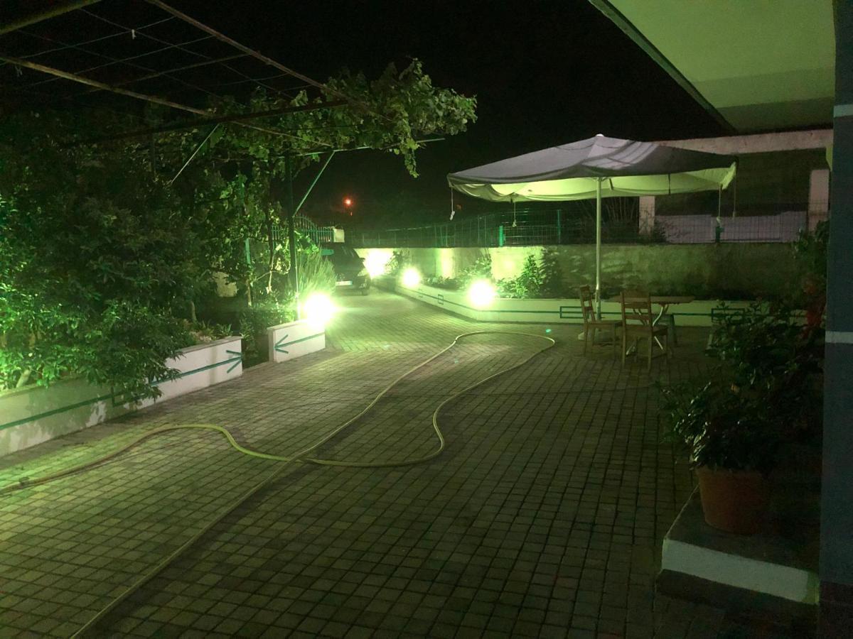 Vila Demo Vlorë Exterior foto