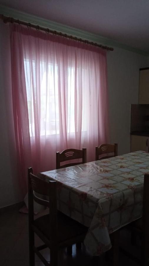 Vila Demo Vlorë Exterior foto